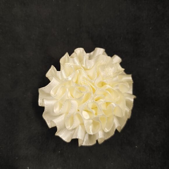 MEN'S ALLURE POCKET SQUARE WITH CONTRASTING LAPEL FLOWER. - Picture 4 of 4